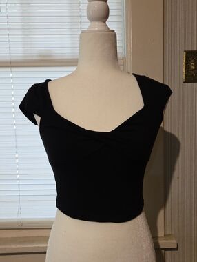 Black Crop Top Womens Small